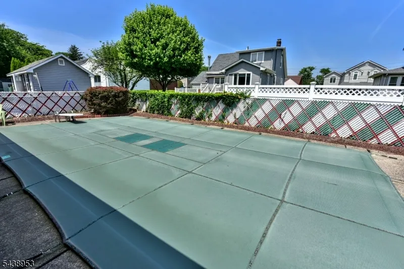 23 Harrison Ave Saddle Brook, NJ 07663