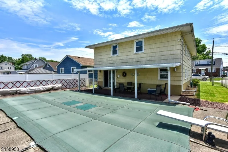 23 Harrison Ave Saddle Brook, NJ 07663