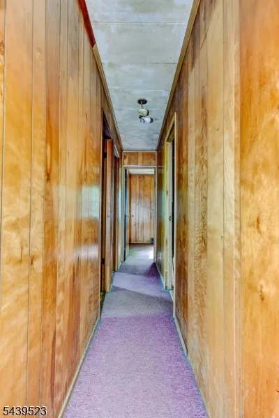 77 Sand Pond Rd Hardyston, NJ 07419