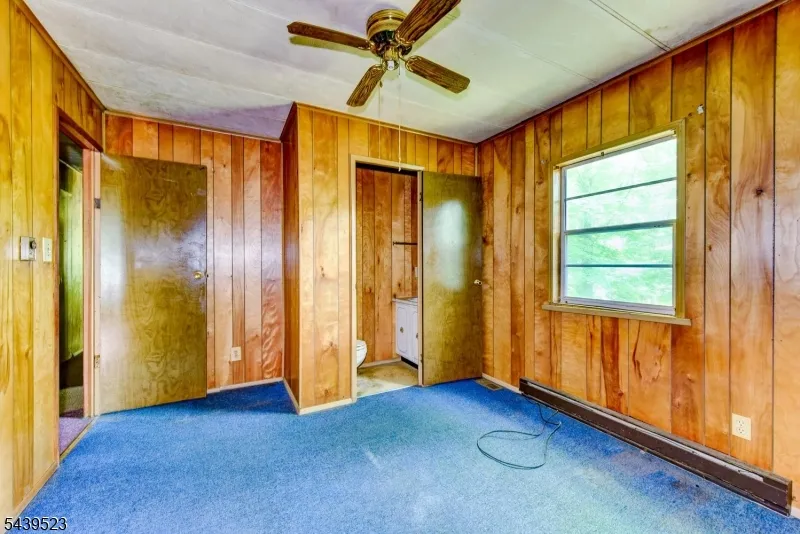 77 Sand Pond Rd Hardyston, NJ 07419
