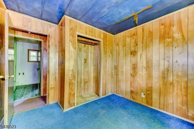 77 Sand Pond Rd Hardyston, NJ 07419