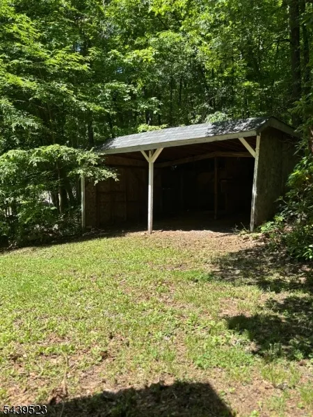77 Sand Pond Rd Hardyston, NJ 07419