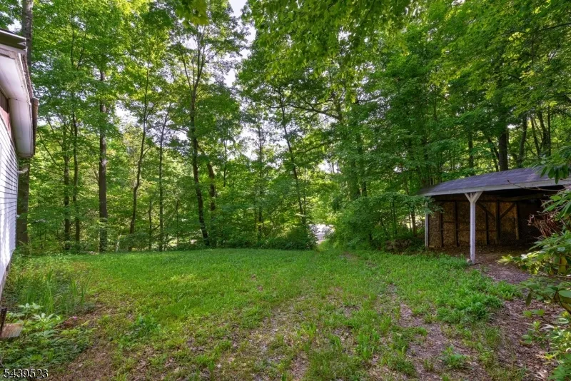 77 Sand Pond Rd Hardyston, NJ 07419