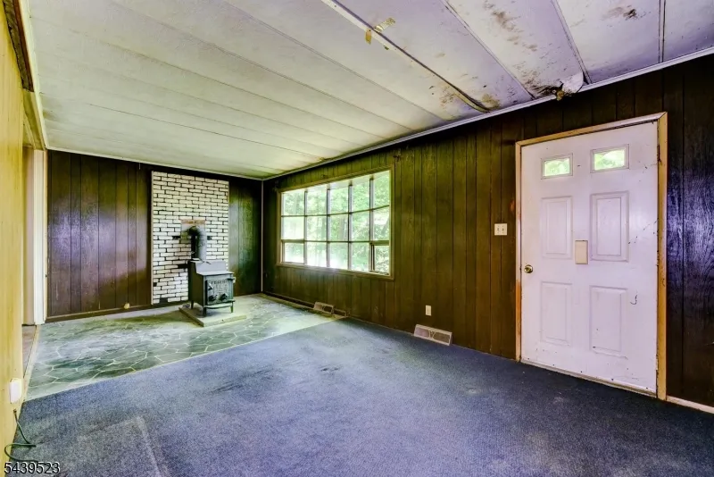 77 Sand Pond Rd Hardyston, NJ 07419