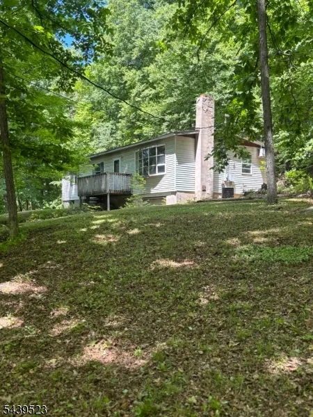 77 Sand Pond Rd Hardyston, NJ 07419