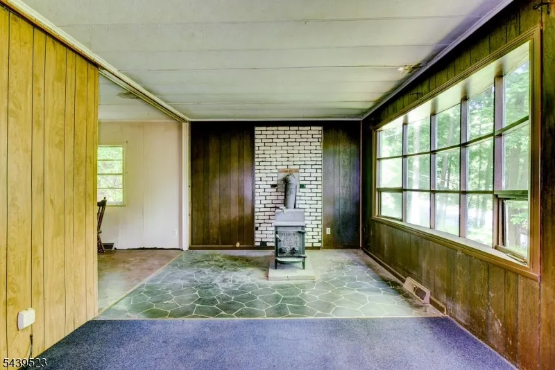 77 Sand Pond Rd Hardyston, NJ 07419