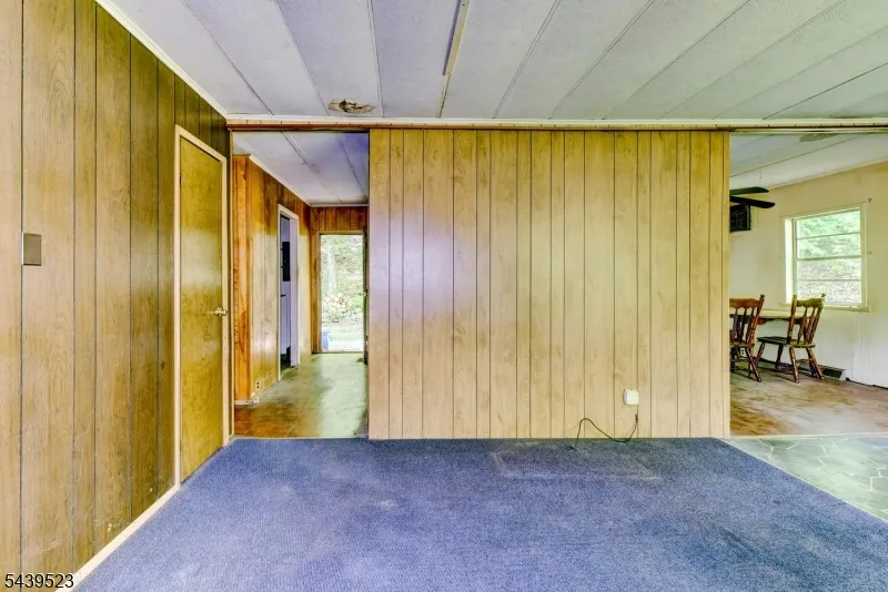 77 Sand Pond Rd Hardyston, NJ 07419