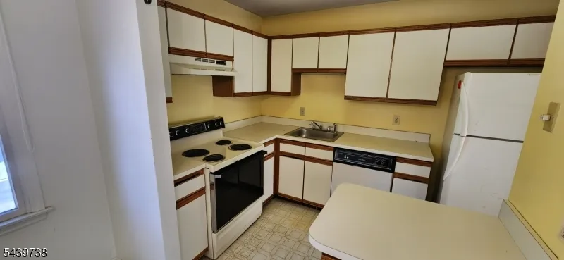 664 Irvington A C0020 #20 Unit 20 Maplewood, NJ 07040