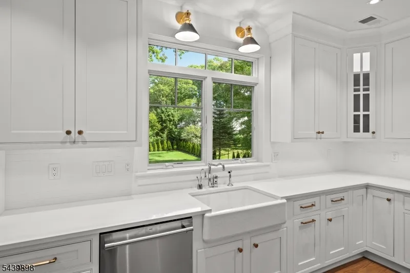 258 Hyslip Ave Westfield Town, NJ 07090