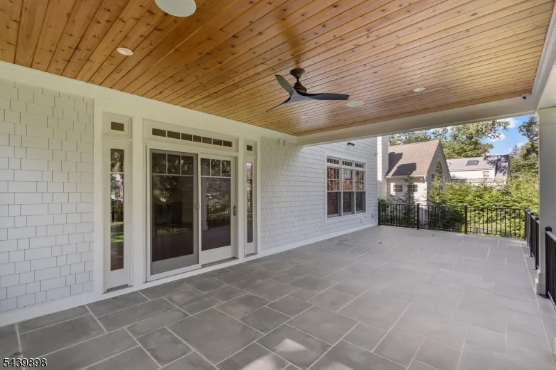 258 Hyslip Ave Westfield Town, NJ 07090