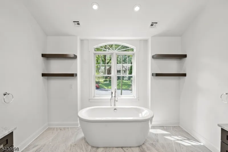 258 Hyslip Ave Westfield Town, NJ 07090