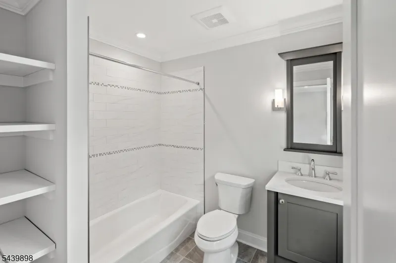 258 Hyslip Ave Westfield Town, NJ 07090