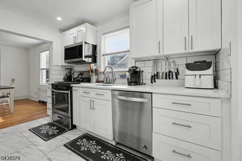 1312 Dewitt Ter Linden City, NJ 07036