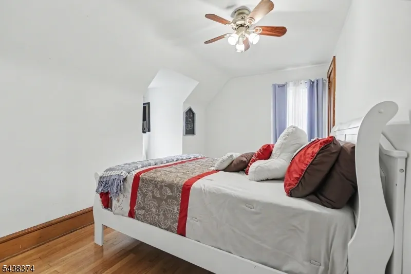 1312 Dewitt Ter Linden City, NJ 07036