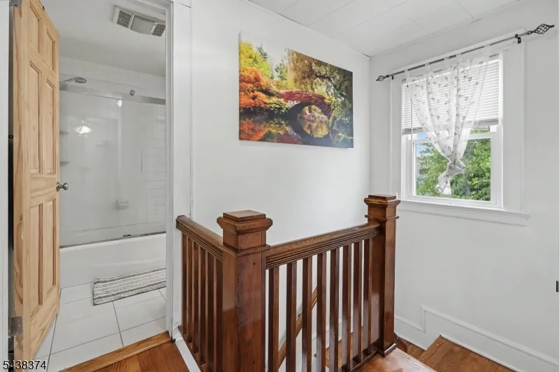 1312 Dewitt Ter Linden City, NJ 07036