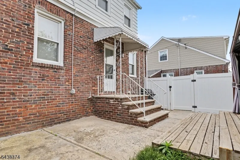 1312 Dewitt Ter Linden City, NJ 07036