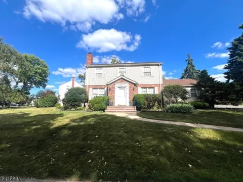321 Tucker Ave