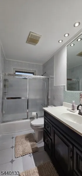 11 Martha Ave Clifton City, NJ 07011