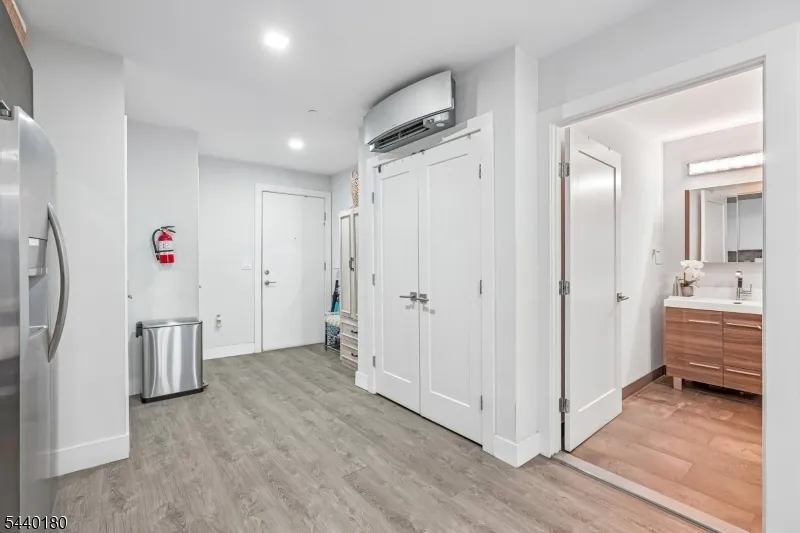 62 69Th St #209 Unit 209 Guttenberg Town, NJ 07093