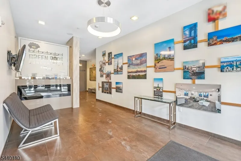 62 69Th St #209 Unit 209 Guttenberg Town, NJ 07093