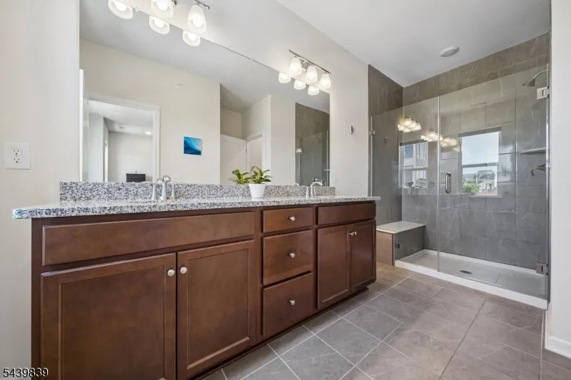 7 Jessica Ln 11202 Union, NJ 07083