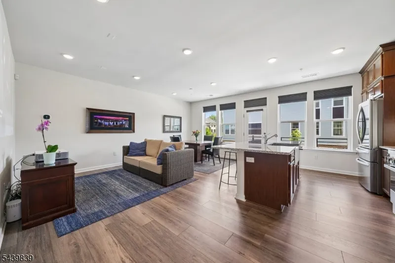7 Jessica Ln 11202 Union, NJ 07083