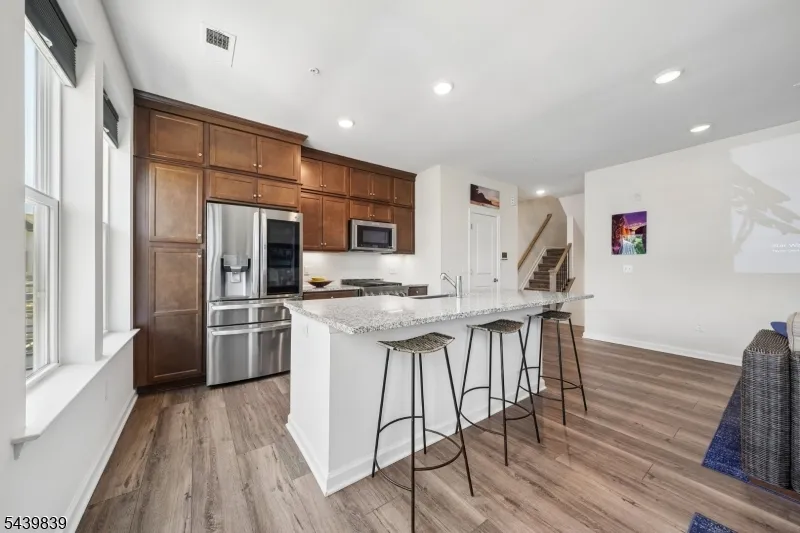 7 Jessica Ln 11202 Union, NJ 07083