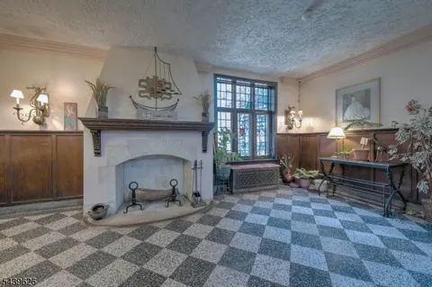55 Randolph Place Unit 403 #403 Unit 403