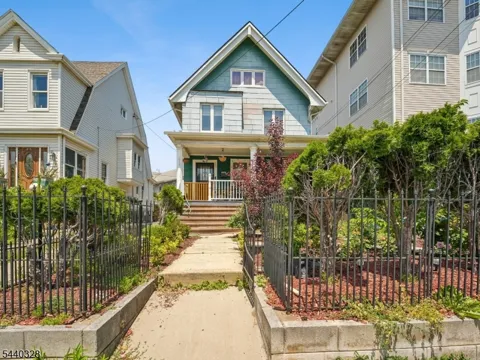 415 Westfield Ave