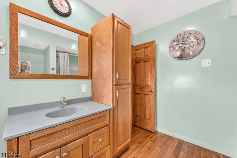 127 N Clark Ave Somerville, NJ 08876