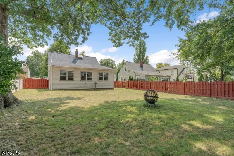 127 N Clark Ave Somerville, NJ 08876