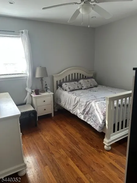 422 W Linden Ave Linden City, NJ 07036