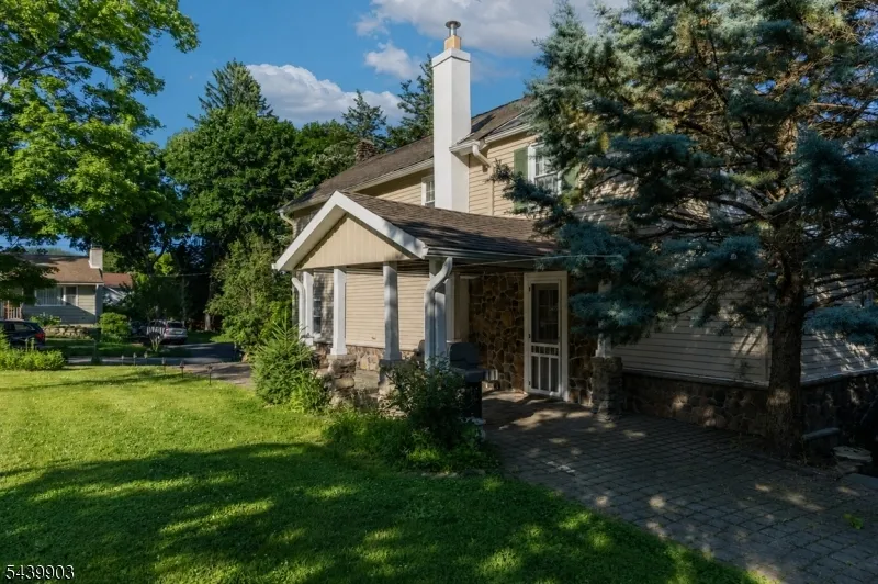 110 Vail St Hackettstown Town, NJ 07840