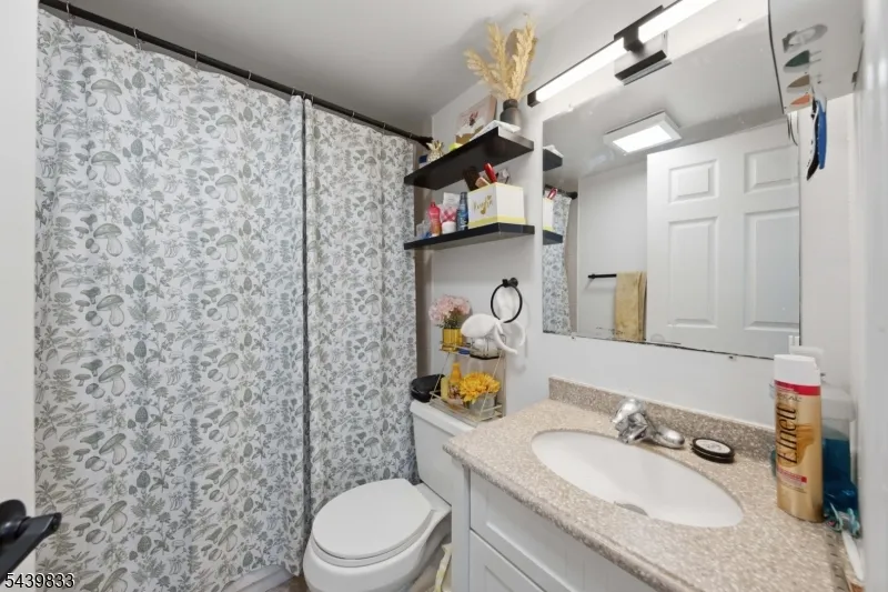156 Baker Ave South Plainfield, NJ 07080