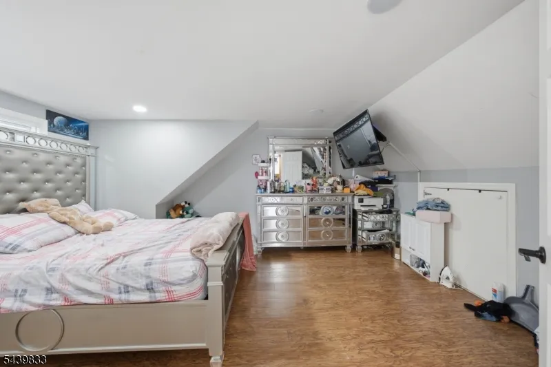 156 Baker Ave South Plainfield, NJ 07080