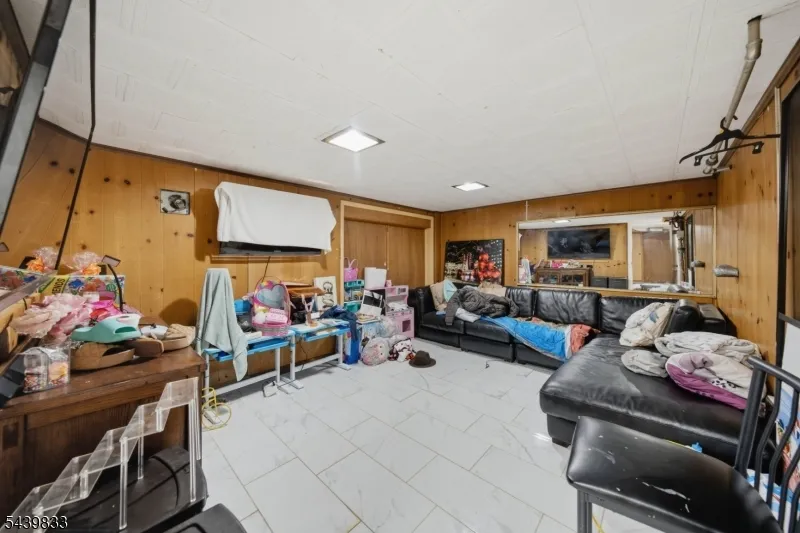 156 Baker Ave South Plainfield, NJ 07080