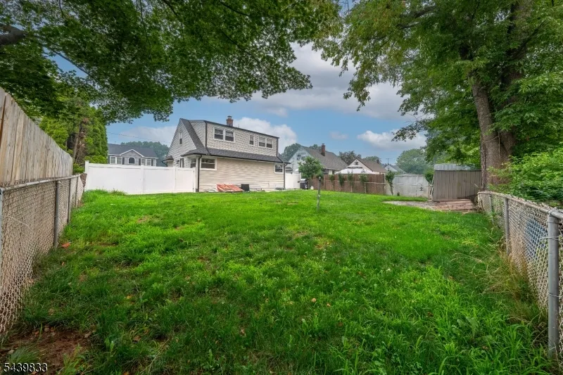 156 Baker Ave South Plainfield, NJ 07080