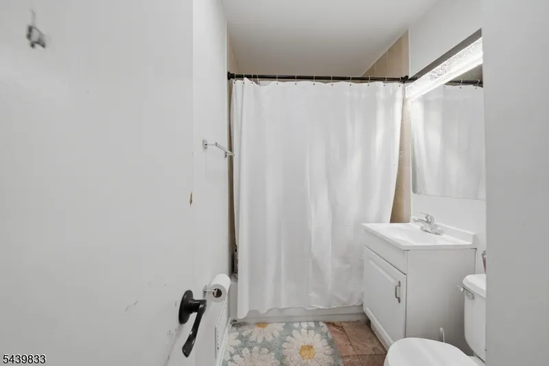 156 Baker Ave South Plainfield, NJ 07080