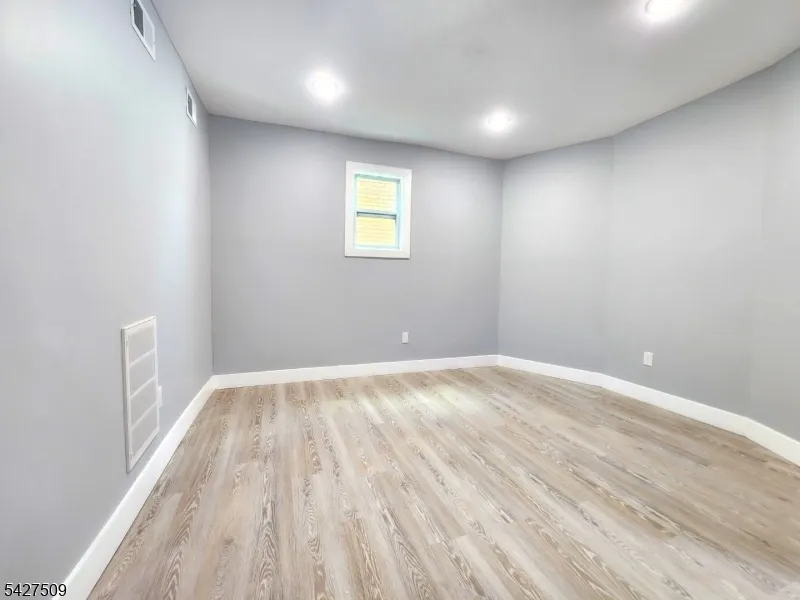 102 Washington Ave Irvington, NJ 07111