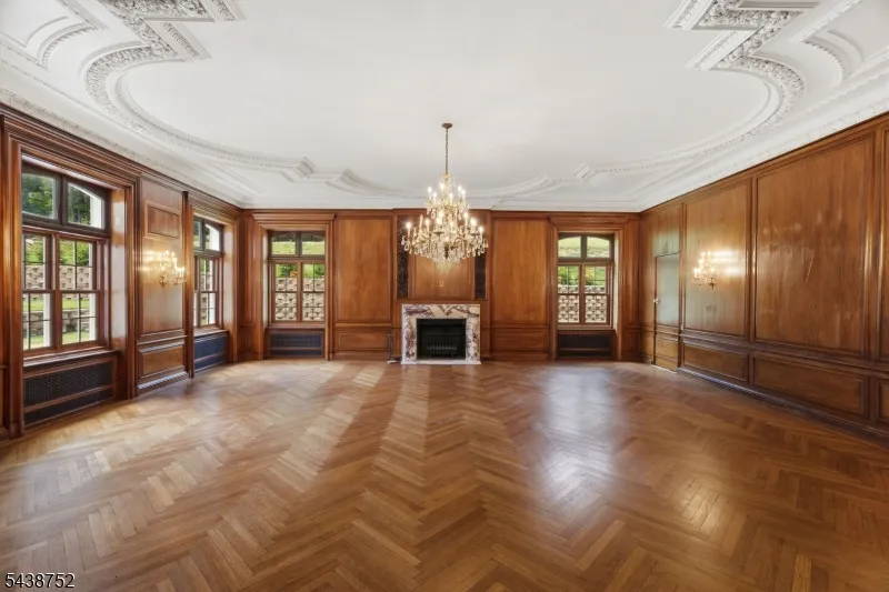 207 Union St Montclair, NJ 07042
