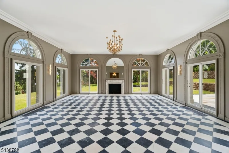 207 Union St Montclair, NJ 07042