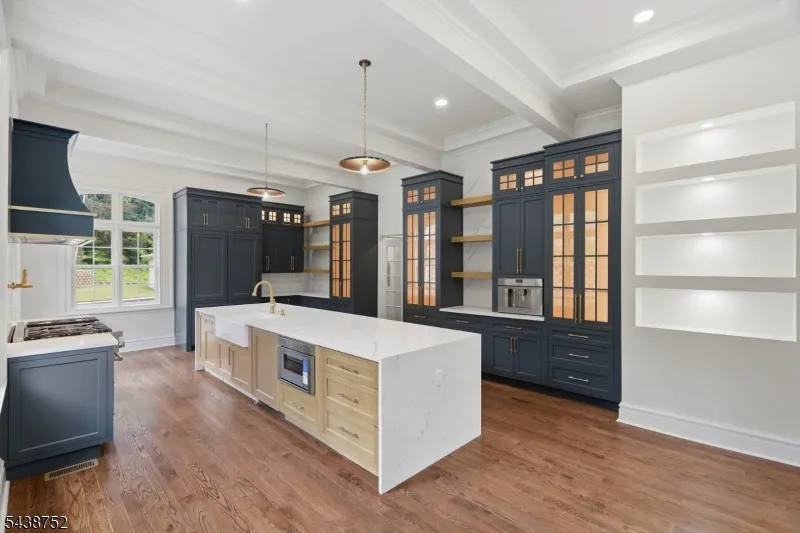 207 Union St Montclair, NJ 07042