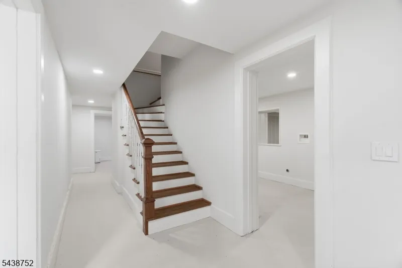 207 Union St Montclair, NJ 07042