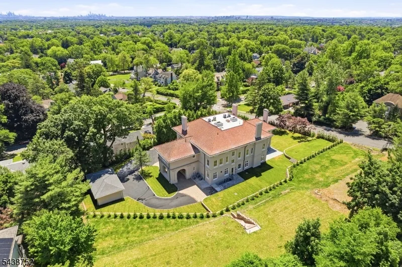 207 Union St Montclair, NJ 07042