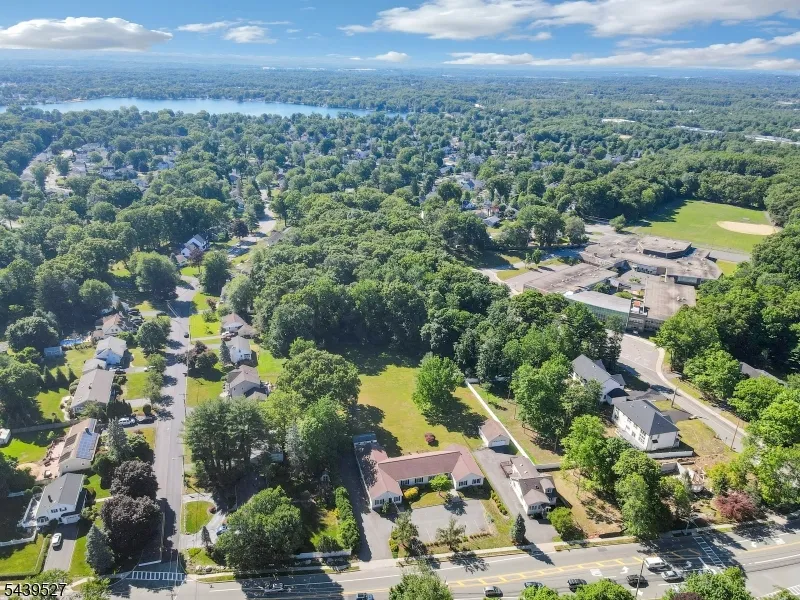 1093 Littleton Rd Parsippany-Troy Hills, NJ 07950