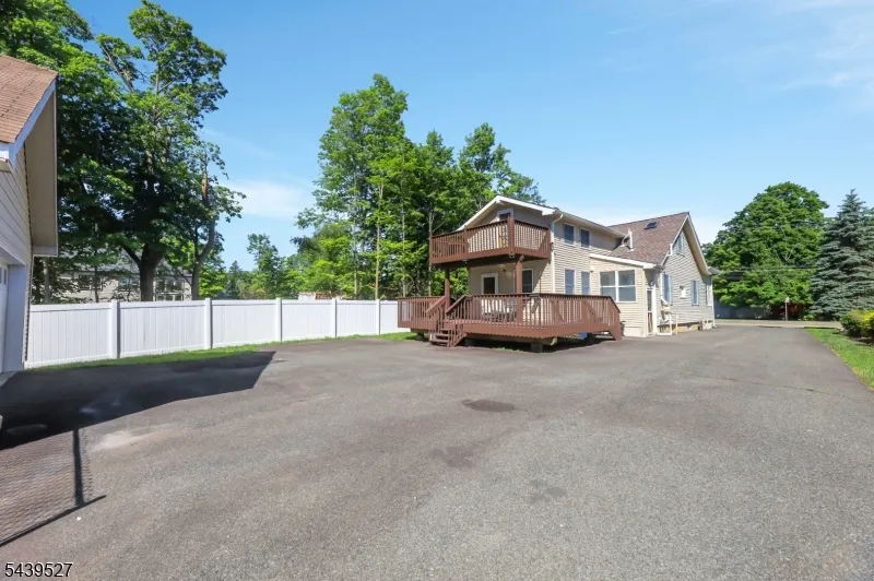 1093 Littleton Rd Parsippany-Troy Hills, NJ 07950