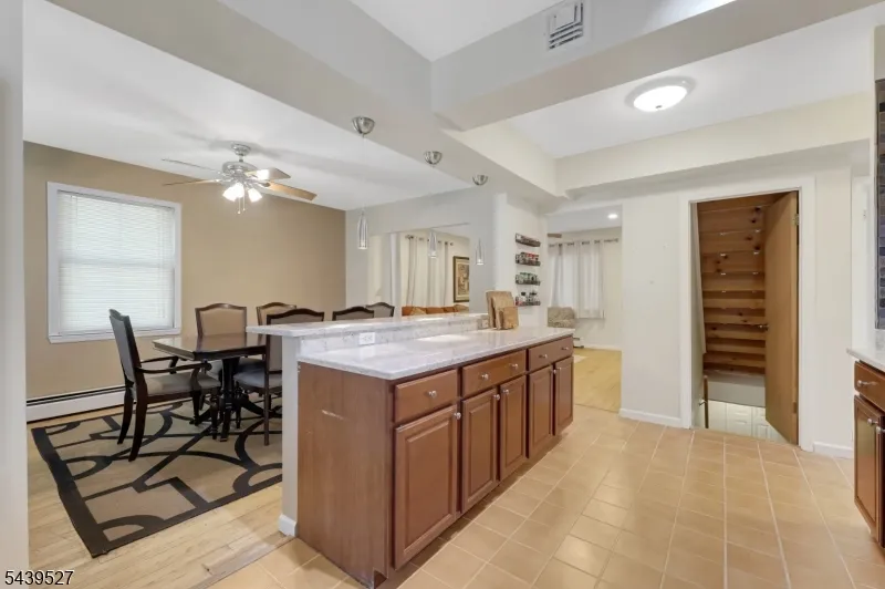 1093 Littleton Rd Parsippany-Troy Hills, NJ 07950