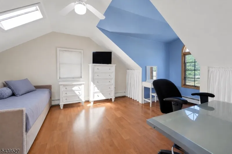 1093 Littleton Rd Parsippany-Troy Hills, NJ 07950