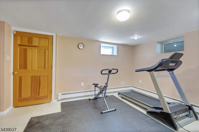 1093 Littleton Rd Parsippany-Troy Hills, NJ 07950