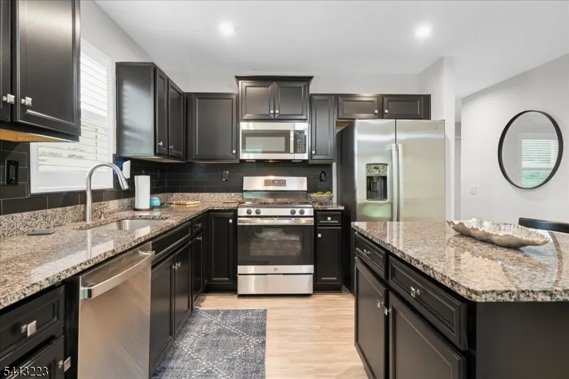 49 Coventry Rd Hardyston, NJ 07419